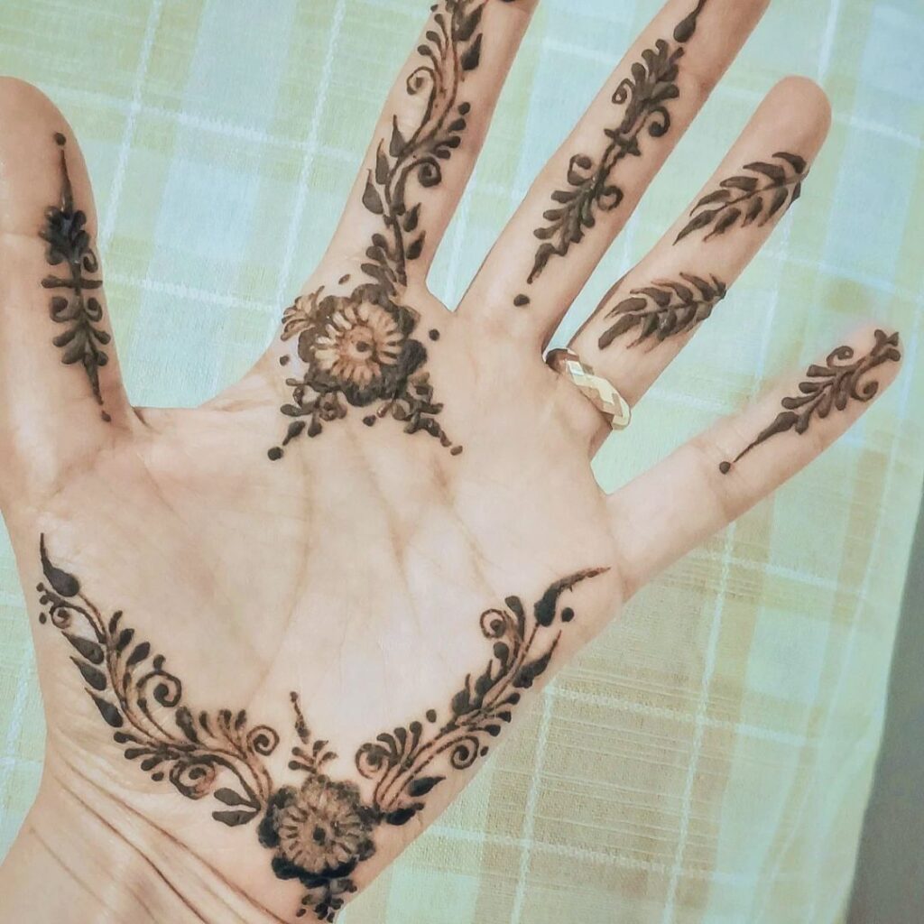 venya.henna.atx_1746155973_3623341379812806017_74168890034